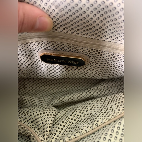 Madison West | Beige Cut Out Faux Leather Tassel Gold Chain Strap - Picture 9 of 10